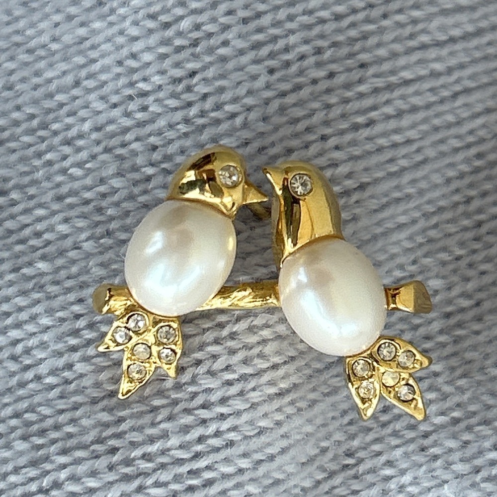 Vintage Marbella Gold Tone With Faux Pearl Lovebirds On A Branch Brooch - Picture 2 of 4